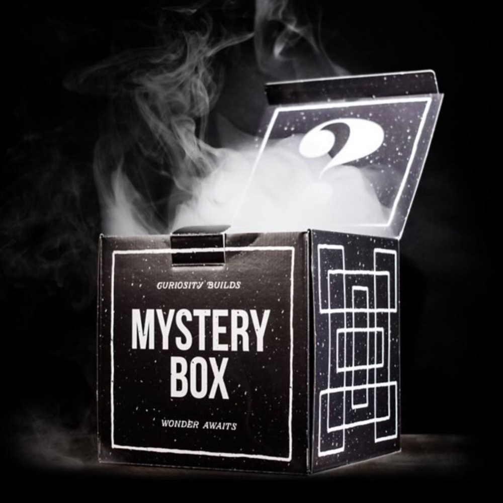 Mystery Box with a variety of amazing things! ❤️